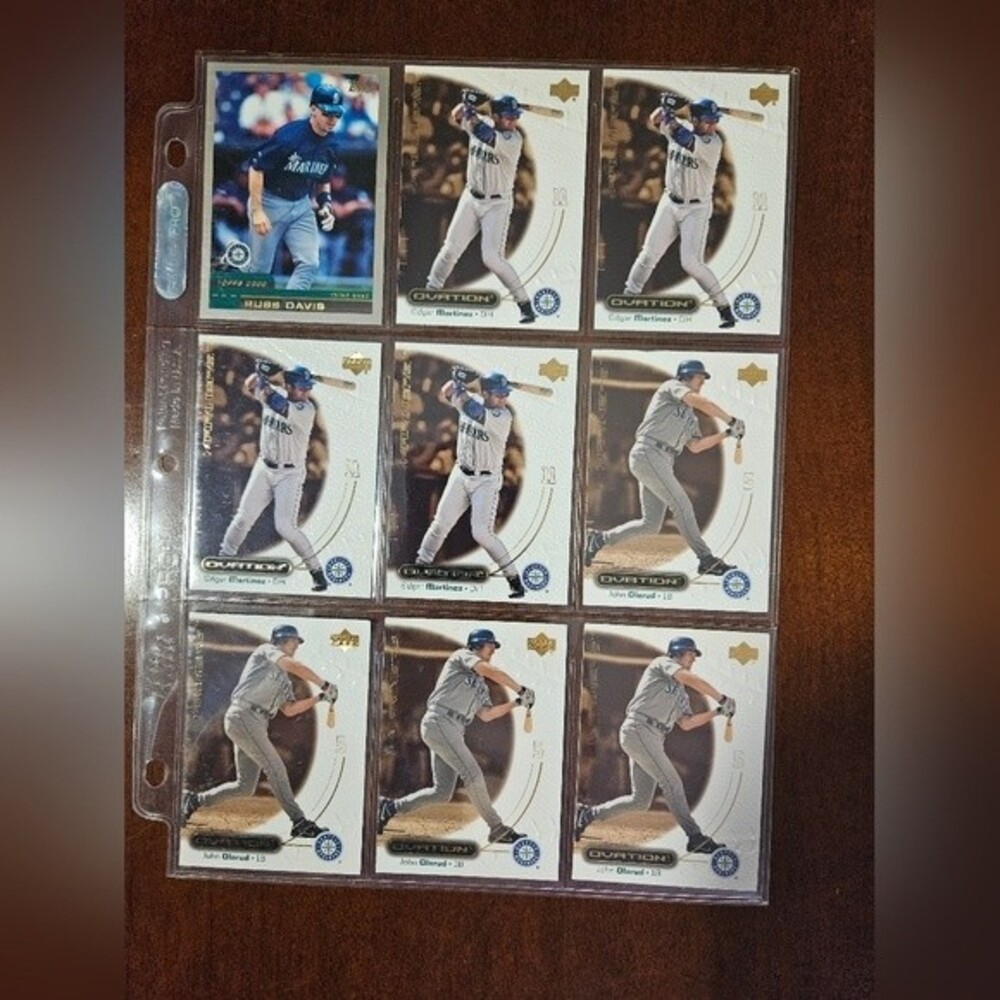MLB Seattle Mariners Card Collection - Picture 3 of 6
